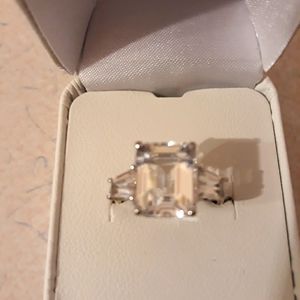 White Topaz Ring
